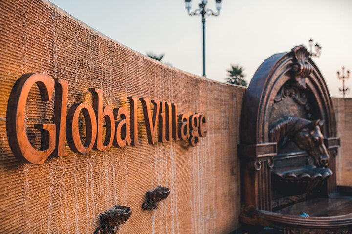 Experience the charm of Dubai Global Village where cultural sights and delightful attractions come together for an unforgettable evening. Explore the unique ambiance and diverse offerings at this remarkable destination.
